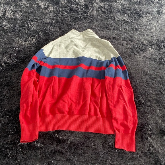 Tommy Hilfiger men’s small half zip sweater - Picture 3 of 6